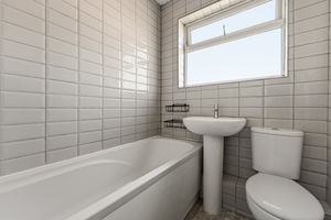 Photo 27- click for photo gallery